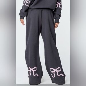 New Edikted Gray Sweatpants Oversized with Pink Bow Design Women's Size Small